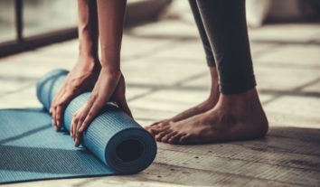Como cuidar do mat, o tapete para praticar ioga