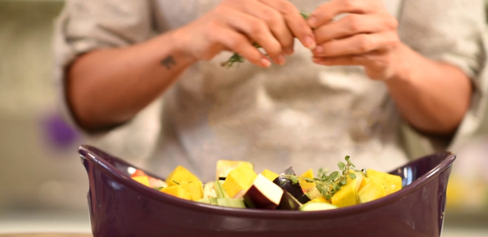 Aprenda a fazer legumes assados perfeitos com a cozinheira Rafaela Ramallo