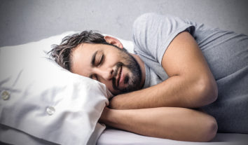 Dormir menos pode acelerar alto rendimento. Entenda